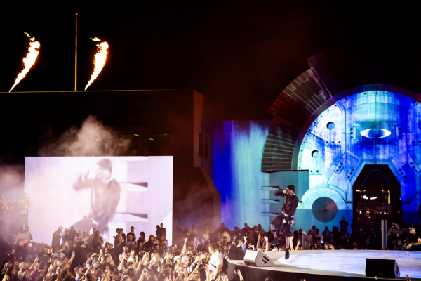 Travis Scott Chief Visionary Oakley – nowa era stylu, muzyki i innowacji