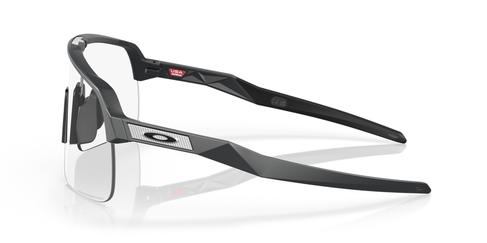 Oakley Okulary przeciwsłoneczne SUTRO LITE Matte Carbon , Clear To Black Iridium Photochromic OO9463-45