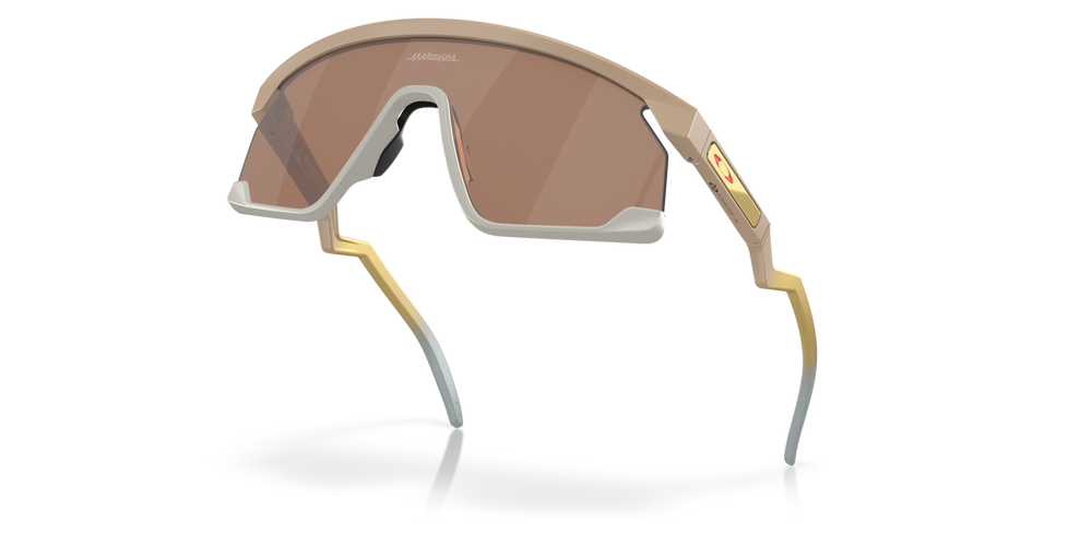 Oakley Sunglasses BXTR Patrick Mahomes II Collection Matte Terrain Tan/Prizm Tungsten OO9280-08